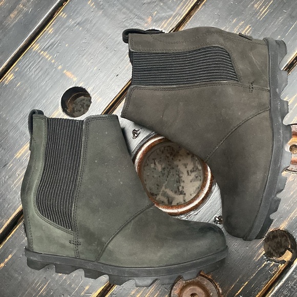 Sorel Joan of Arc Wedge Ankle Boots in Army Green - Size 6.5 - Picture 3 of 9